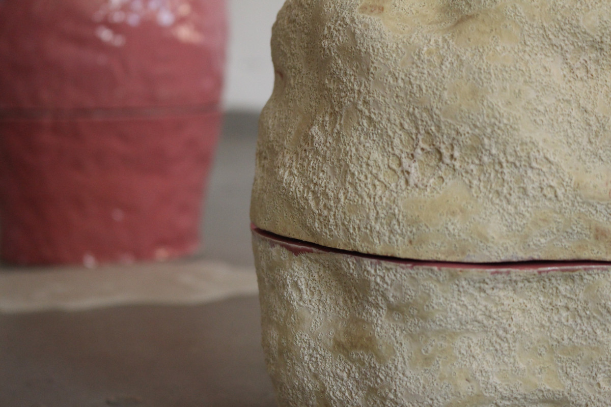 Lick my sweetness off the ground