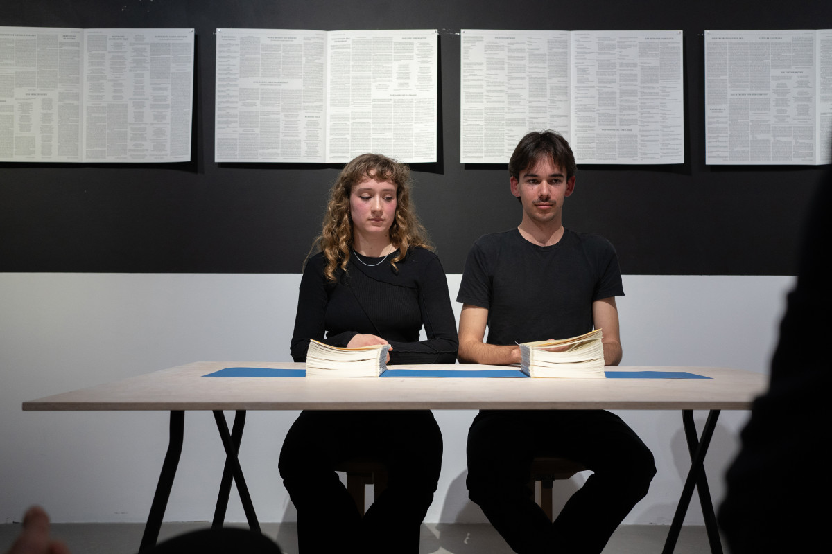 Buchgestaltung und szenische Lesung von A. R. Gurneys Zweipersonenstück Love Letters