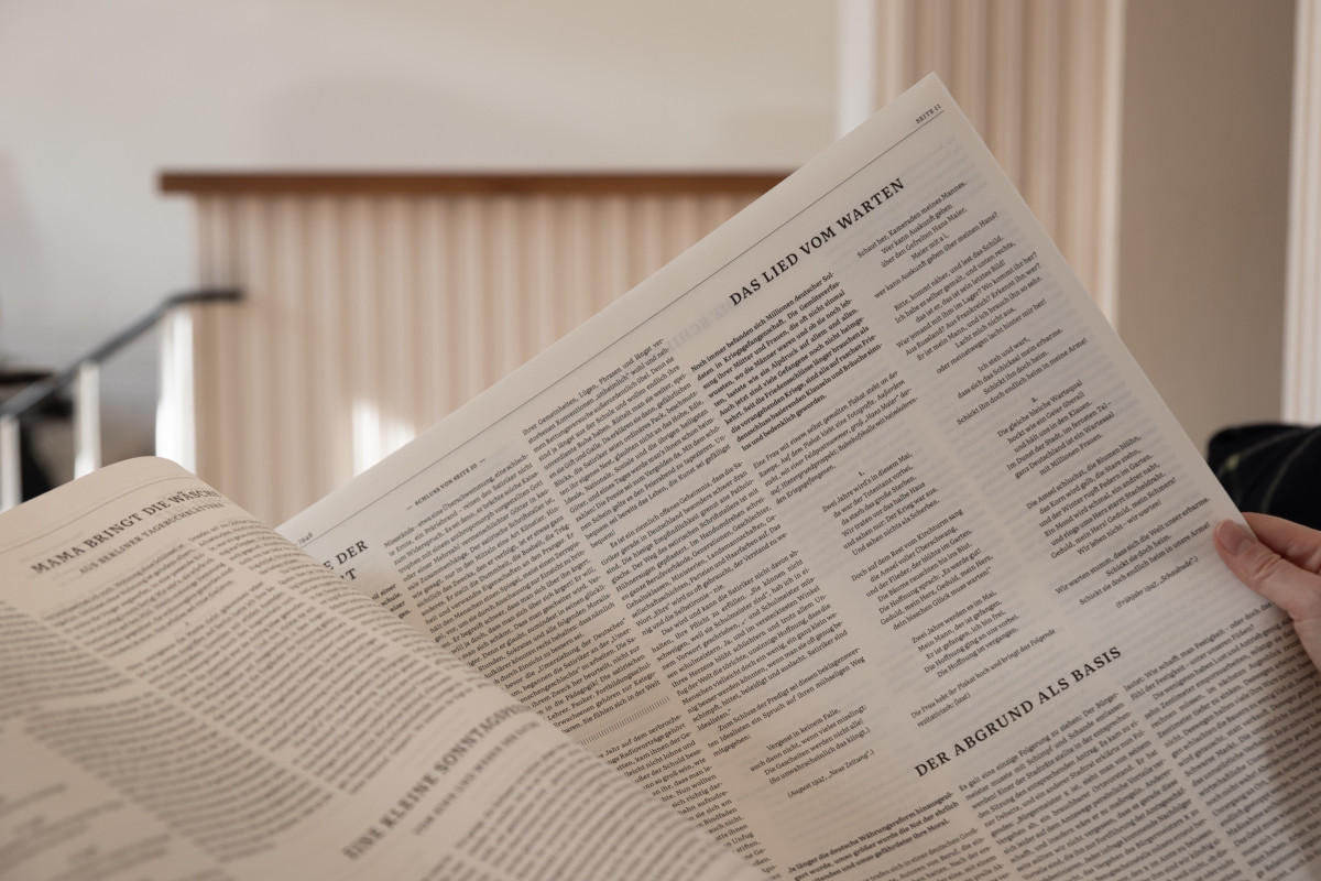 Erich Kästner „Der tägliche Kram“ – Eine Zeitung