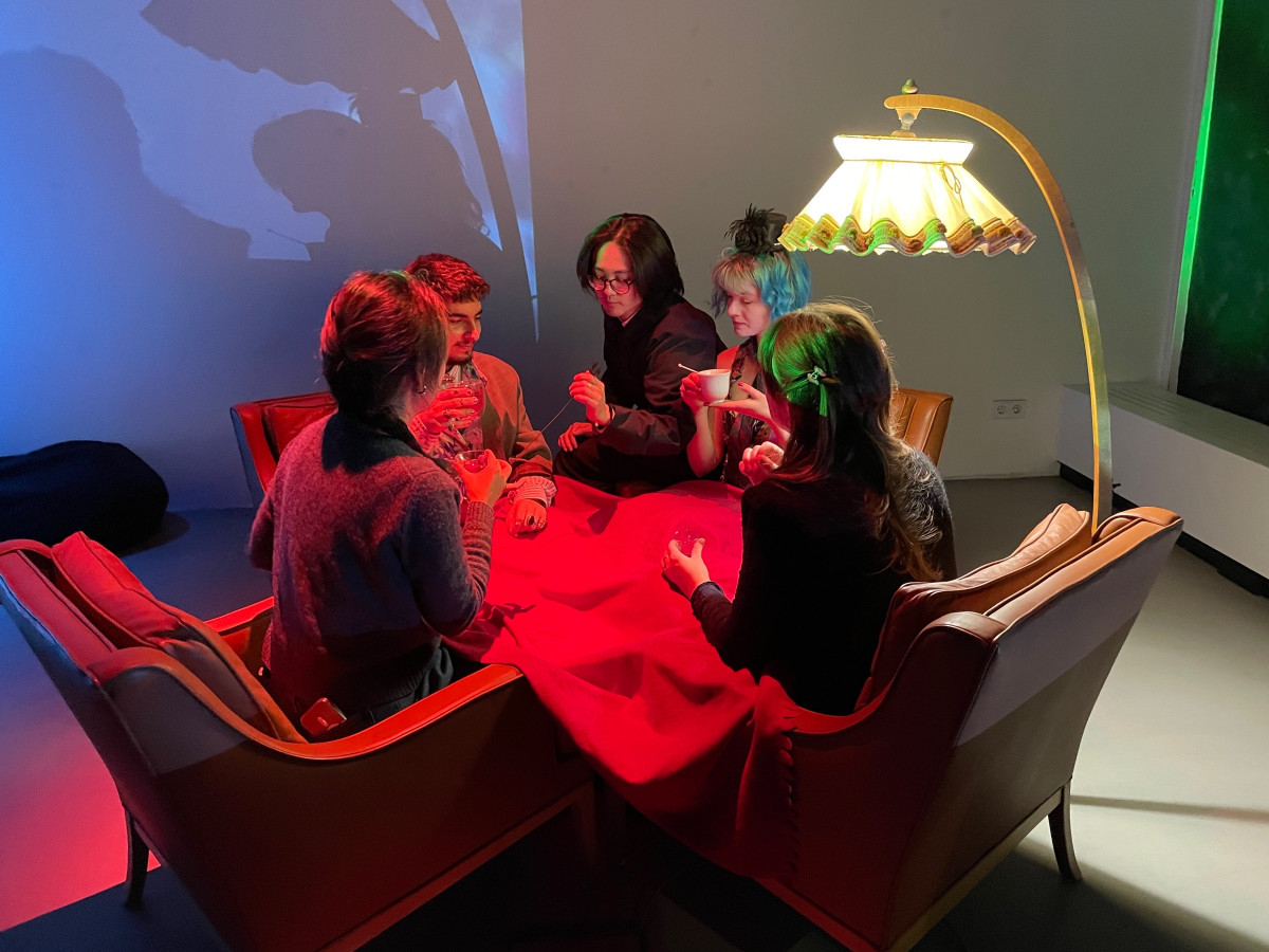 THE SWERVE: TEA-TALES  Time-Space for Unpredictable Encounters